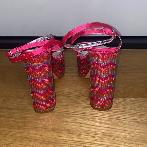 AZALEA WANG Vanna Rhinestone Platform Sandal Block Heels - Picture 9 of 10